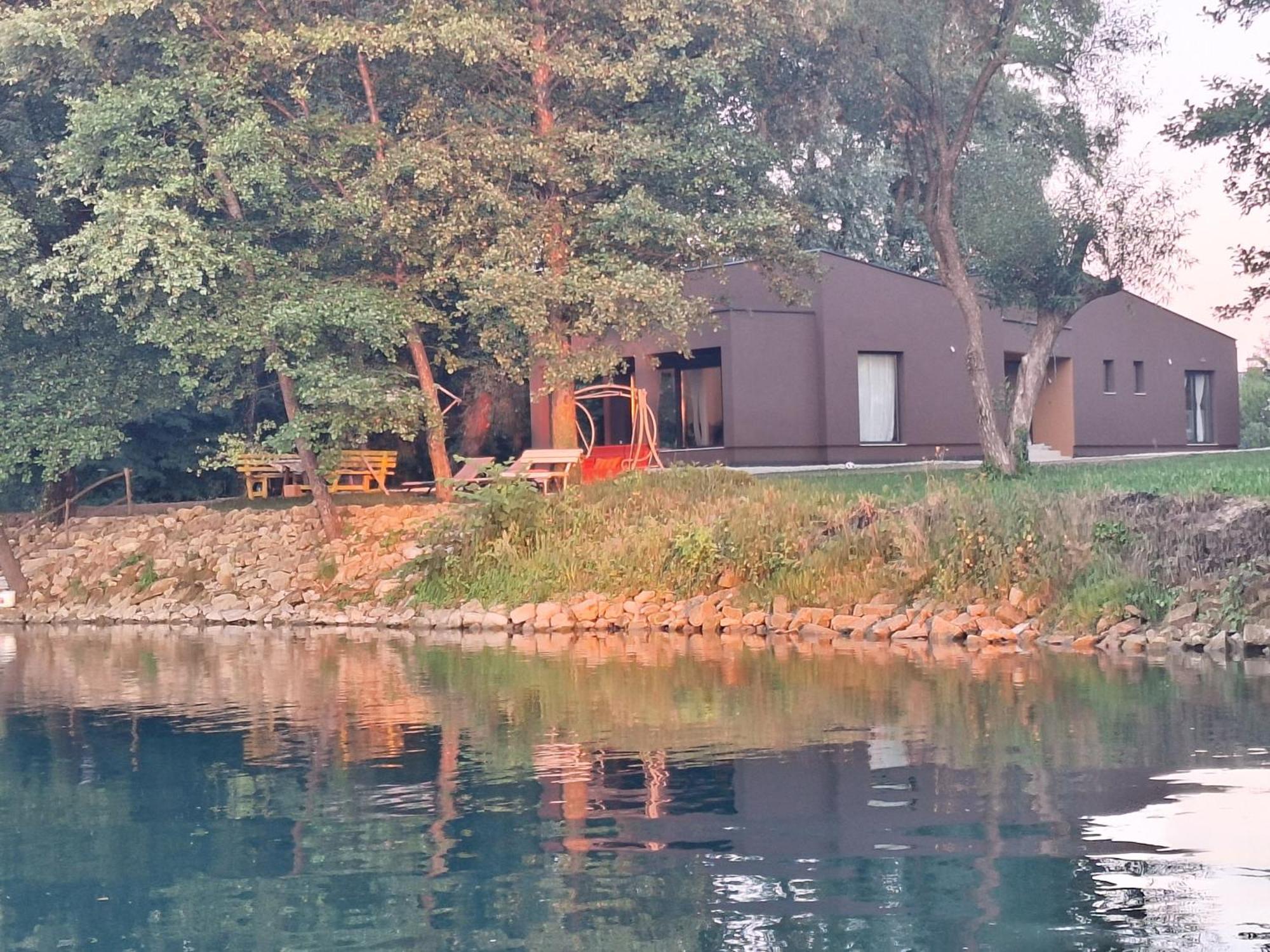 Farah Superior Apartments Bihac Exterior photo
